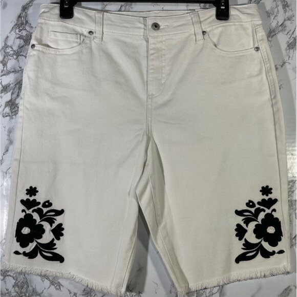 Style & Co. Pants - Style&Co. Womens Sz 16P black Embroidered Floral  on White Bermuda Shorts Cotton